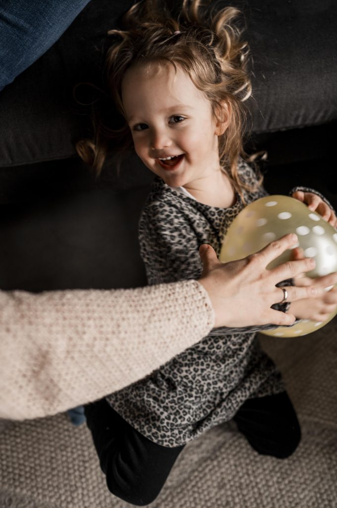 Natürliche Babyfotos zu Hause Stuttgart